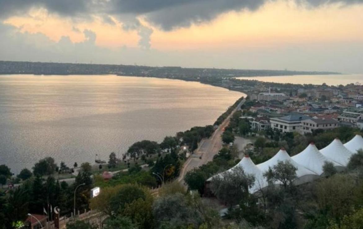 16Bedrooms SEAVIEW BUILDING FOR SALE IN AVCILAR İSTANBUL Slide22